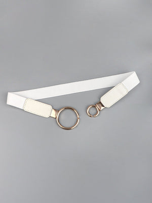 White elastic waist belt with interlocked ring buckle and faux leather accents