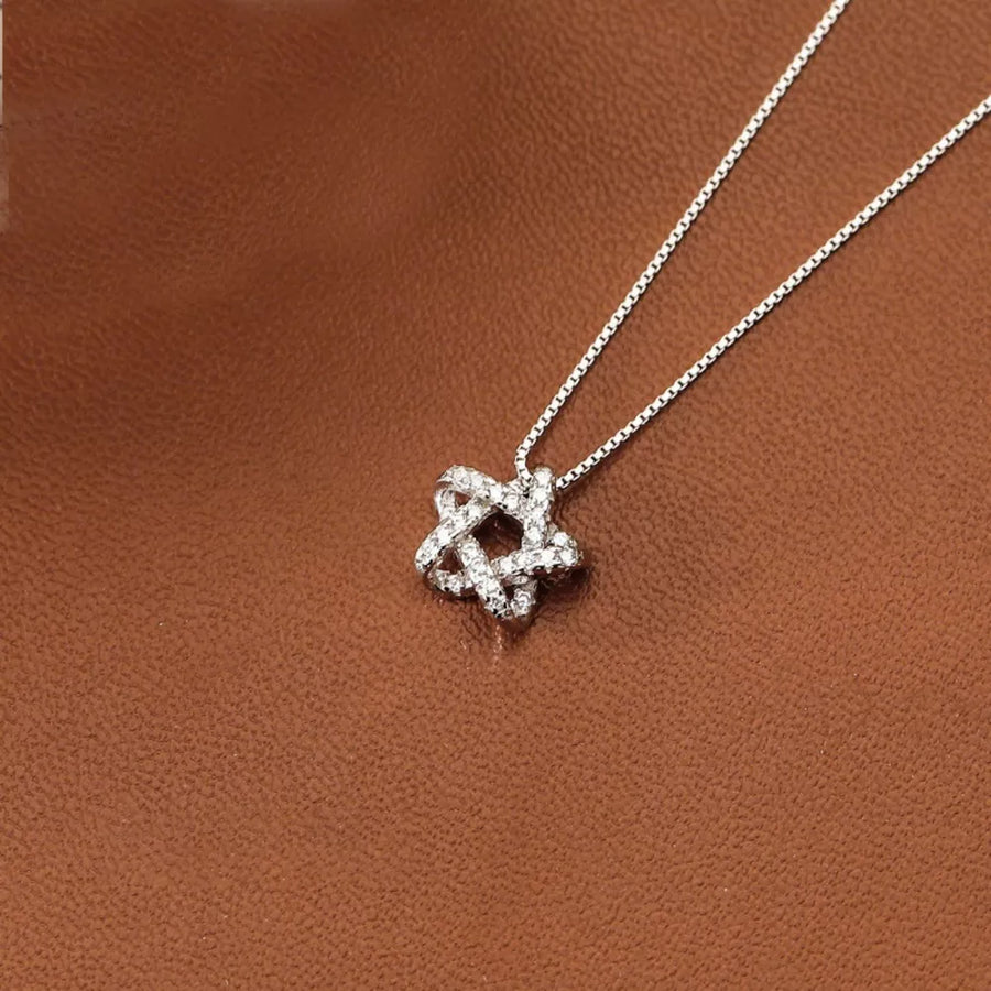 necklace in Silver with star and star pendant