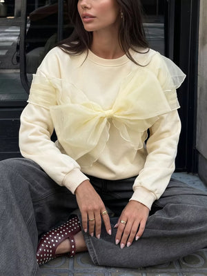 Bow Round Neck Long Sleeve Sweatshirt
