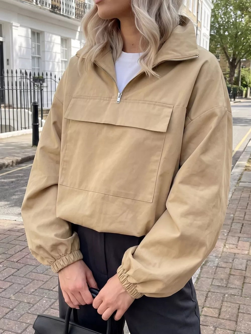 Khaki relaxed windbreaker with collared