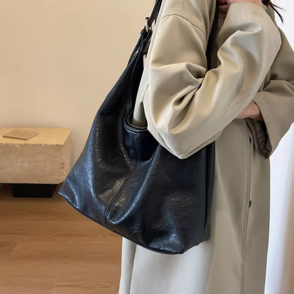 Black Adjustable Strap Shoulder Bag