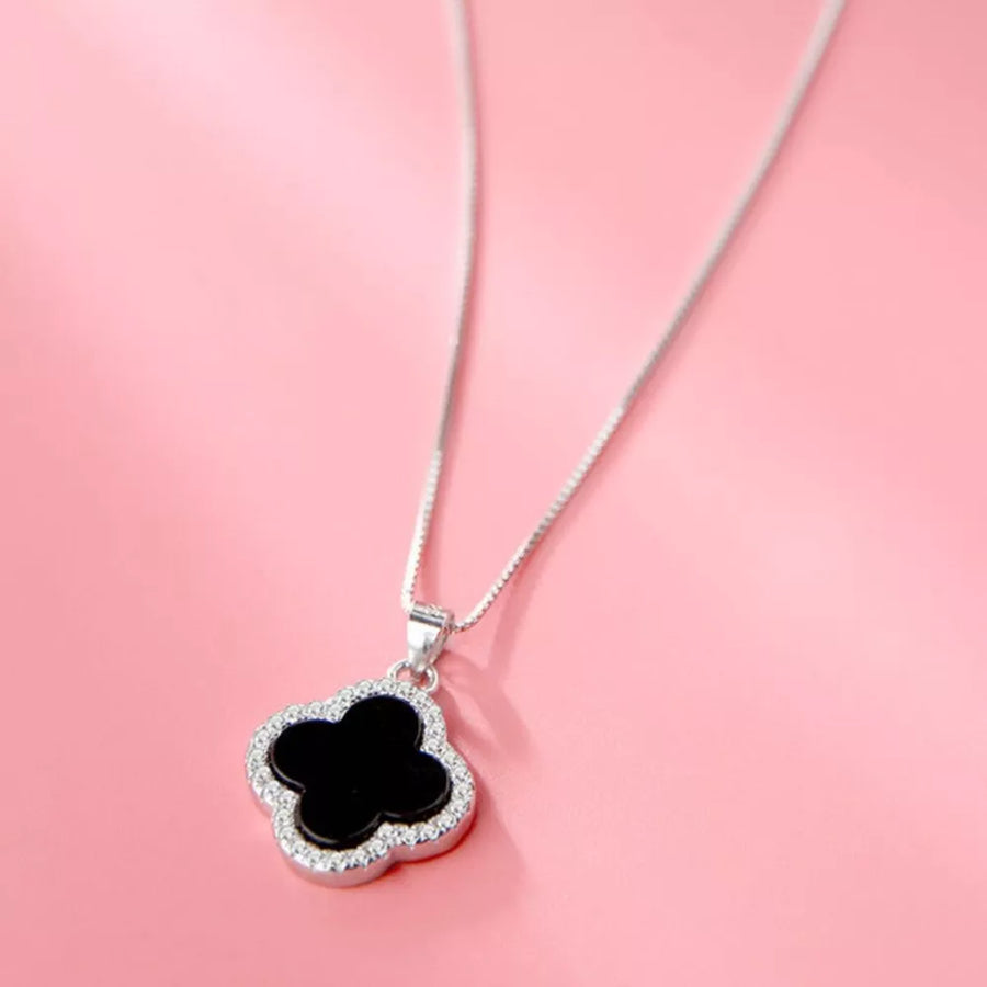 925 sterling silver,Agate Care instructions: Avoid wearing during exercise, as s necklace in Silver with straight silhouette