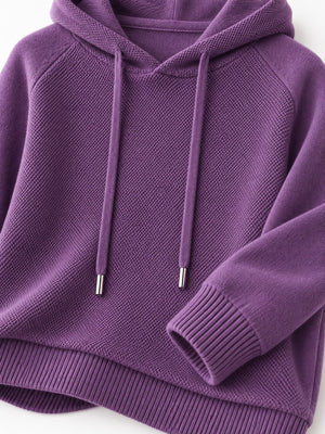 Made from polyester pullover sweater in Black with regular silhouette