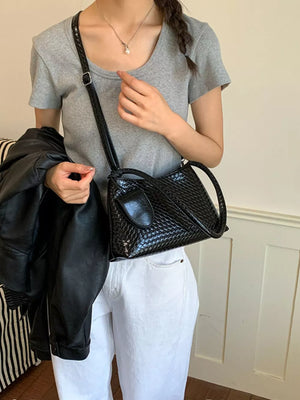 PU Leather Imported Size &amp shoulder bag in black with structured silhouette