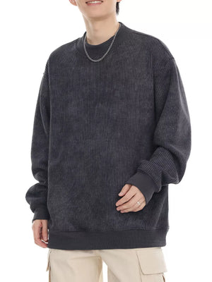 Dark Gray oversized ribbed sweatshirt with round neck and long sleeves.