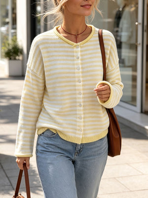 Pink cardigan with waist-length and button-front