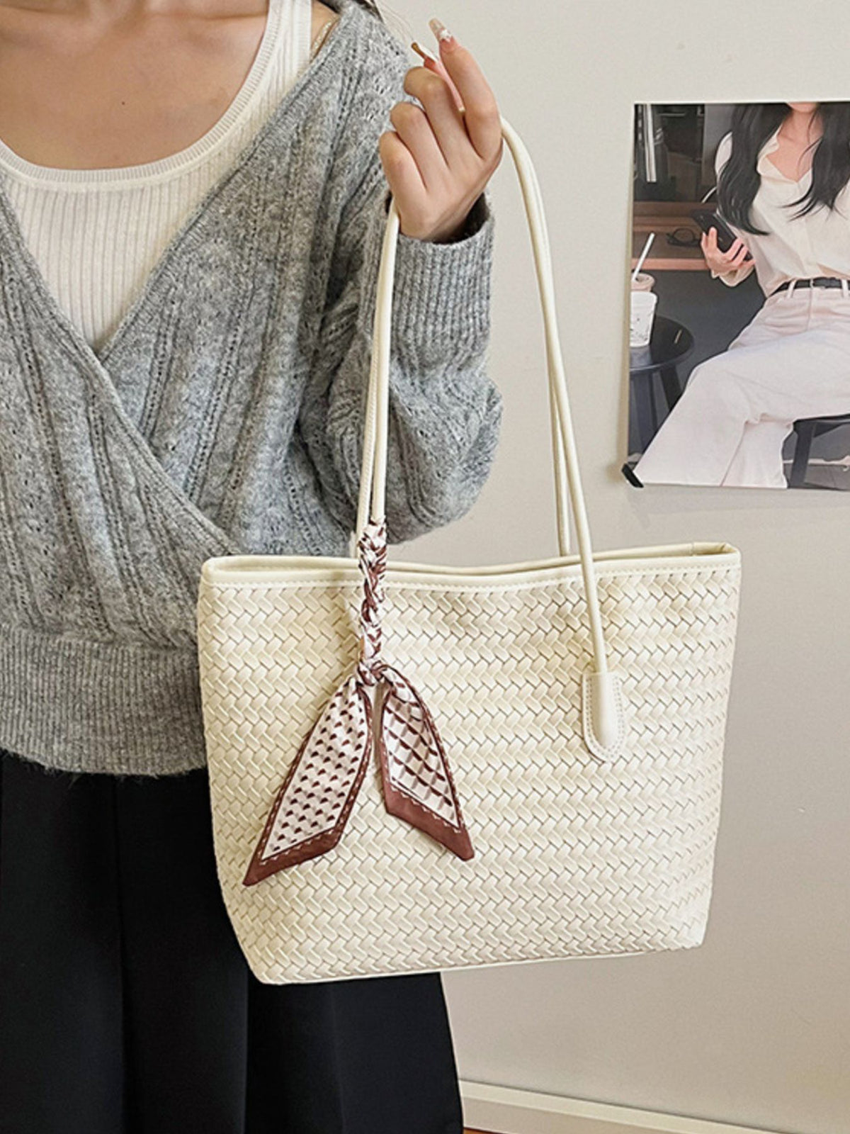 handbag in ivory featuring woven texture and boxy fit