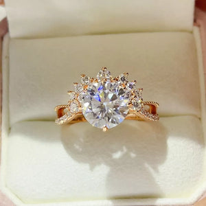 0.3 Carat Moissanite Sculpted Sterling Silver Ring