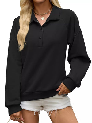 Black sweatshirt with dropped shoulder and long sleeve