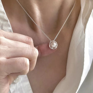 necklace in silver featuring pendant and N/A fit
