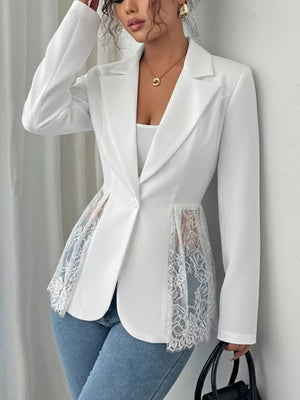 romantic blazer in White with notch lapel