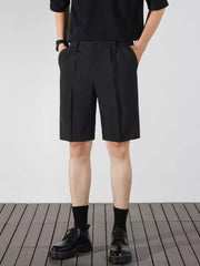 Black pleated chino shorts for men with pockets