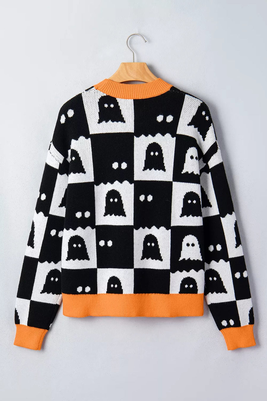 black regular pullover sweater with crew neck