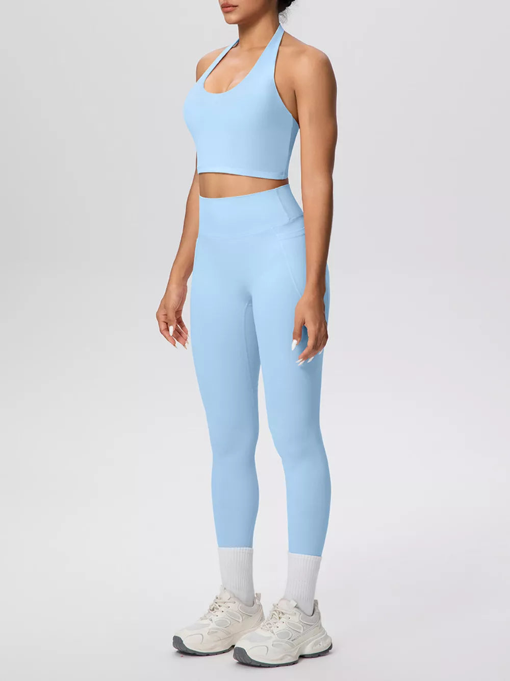 active set in Black with pocketed and cropped