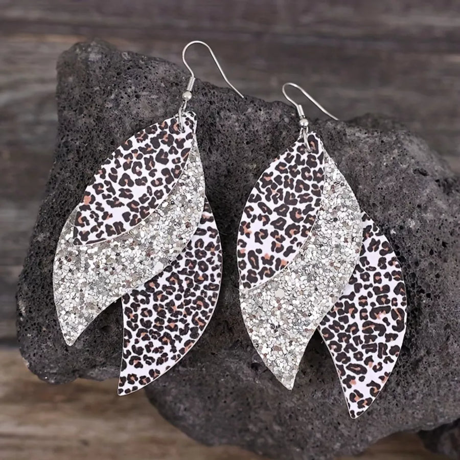 Gold earrings with long and hook-and-eye