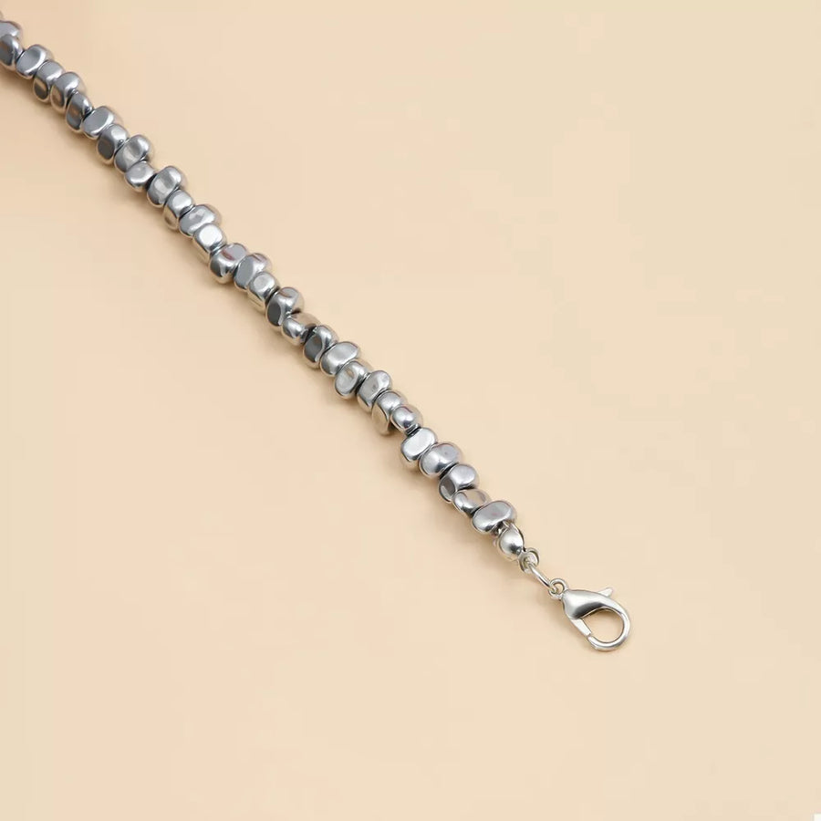 necklace in clear with heart charm and choker