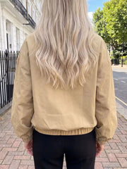 windbreaker in khaki with drawstring and hip-length