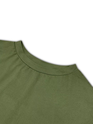 Moss green t-shirt with crew neck detail