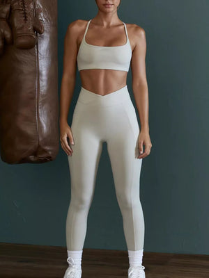 Blue sports bra with cropped and pullover