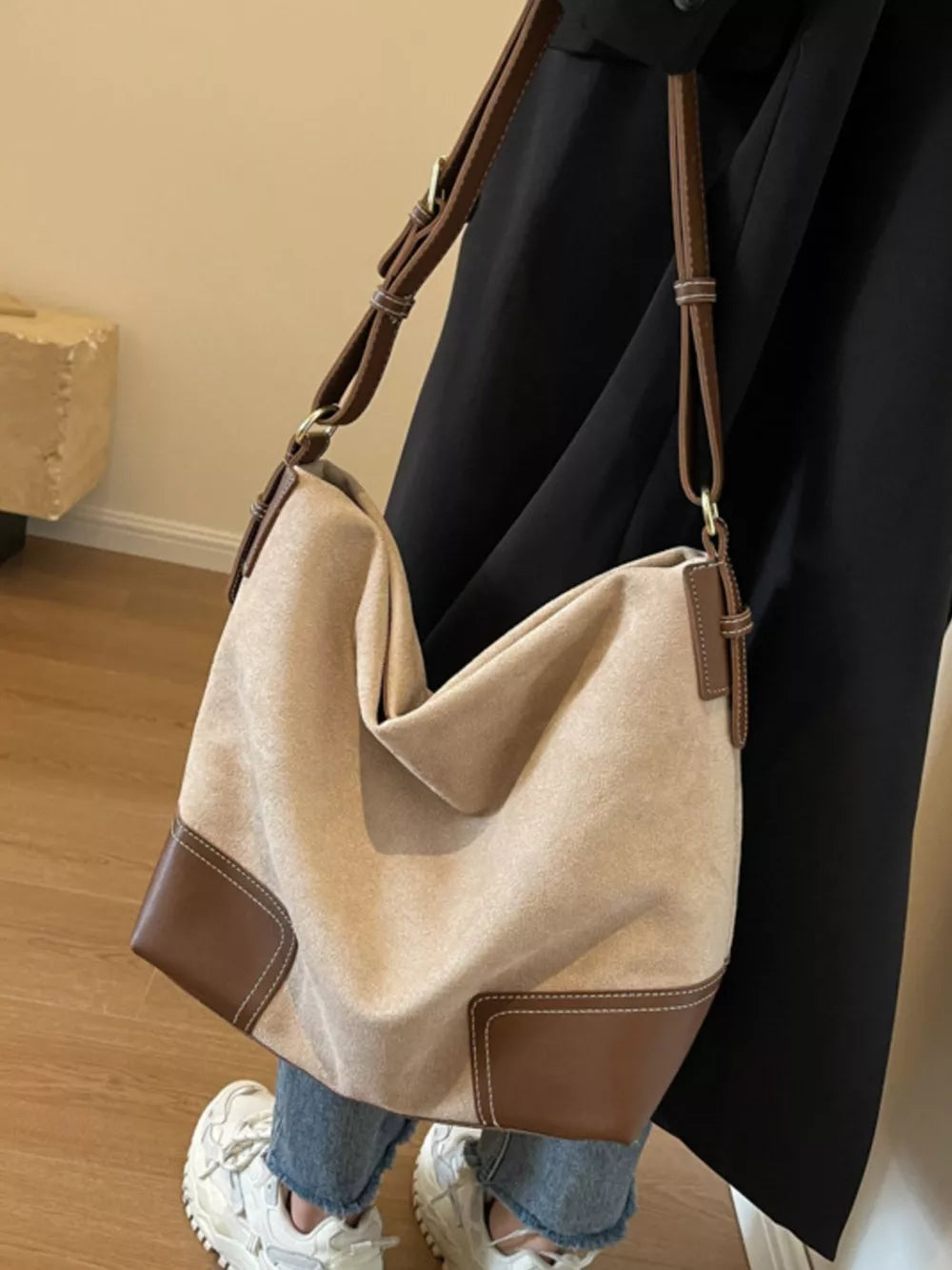 Color Block Shoulder Bag in Khaki
