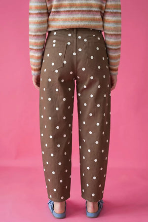 jeans featuring polka dot in brown with 72% cotton, 26% polyester, 2% elastane Care instructions: Machine wash cold texture