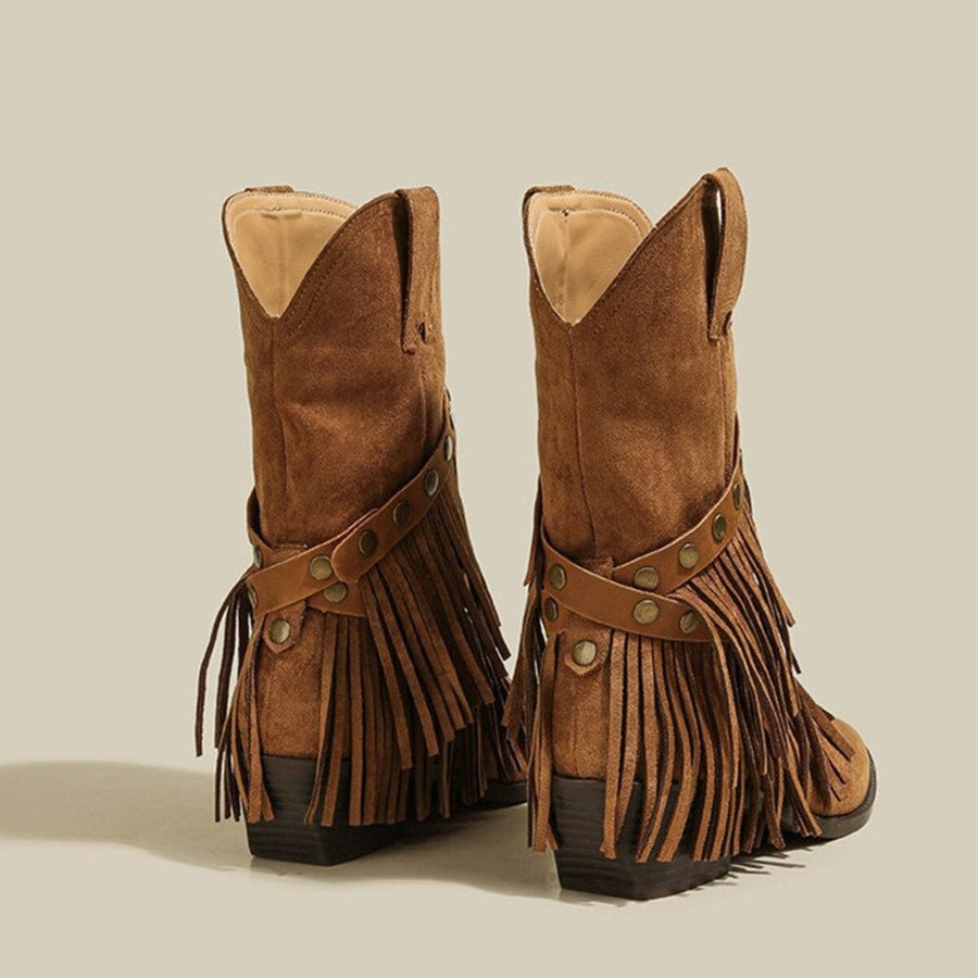boots in dark brown with fringe and ankle-length