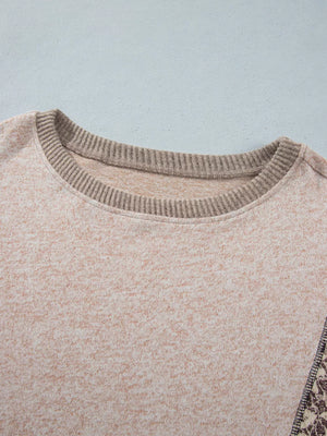 classic blouse in beige with round neck
