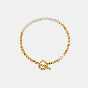 Gold chain bracelet with pearls and toggle clasp