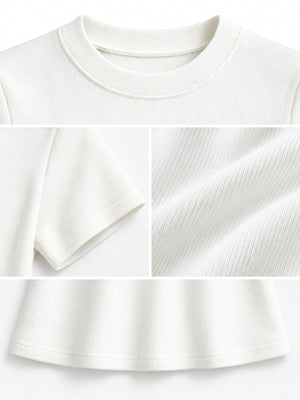 t-shirt in White with stretch and waist-length