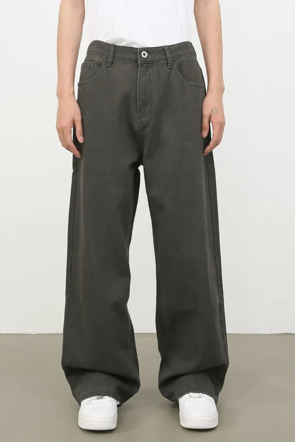 Dark gray wide-leg denim jeans with elasticated waistband and 100% cotton fabric.