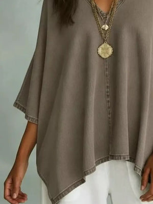 V-neck Batwing Sleeve T-shirt in Light Green