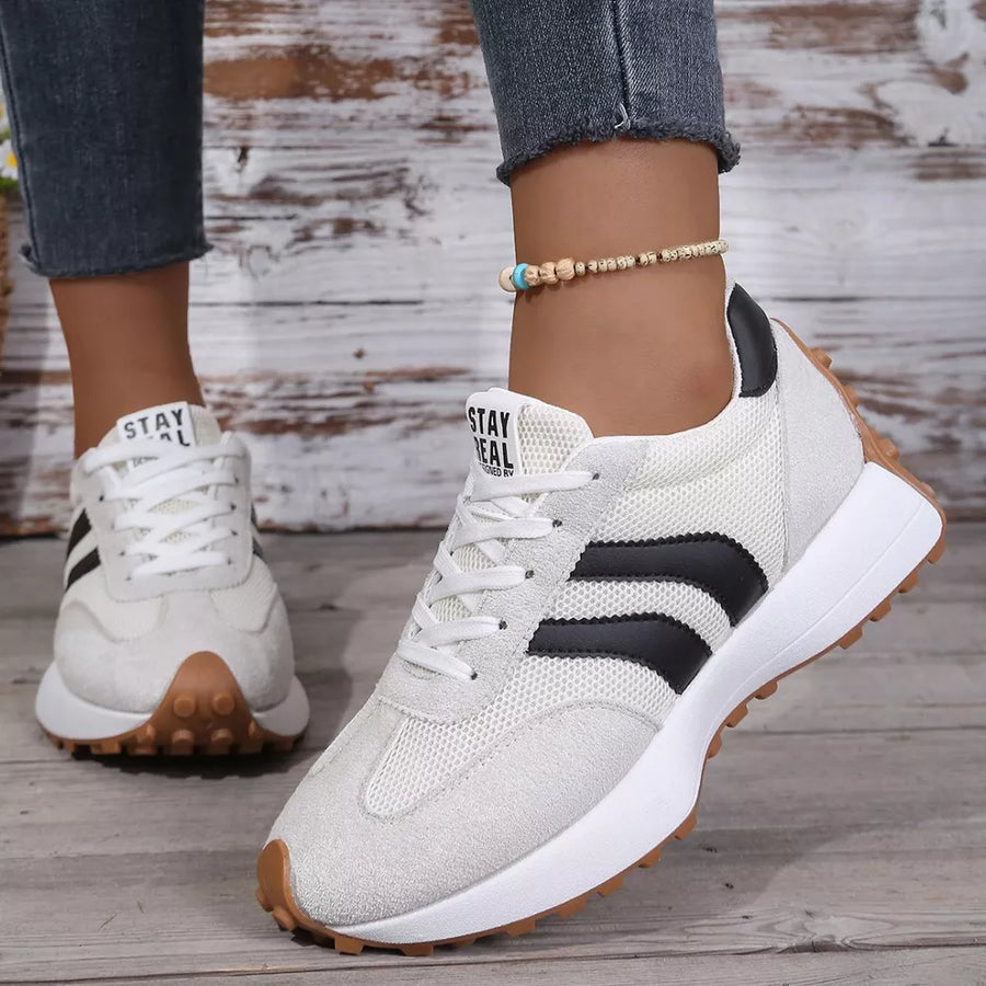 Lace Up Round Toe Sneakers in Black