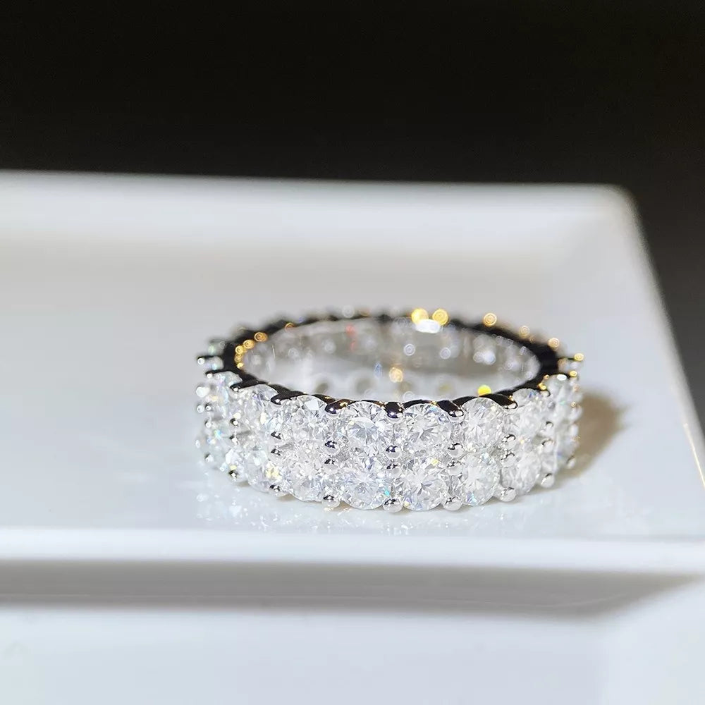 ring in silver featuring moissanite stones and N/A fit
