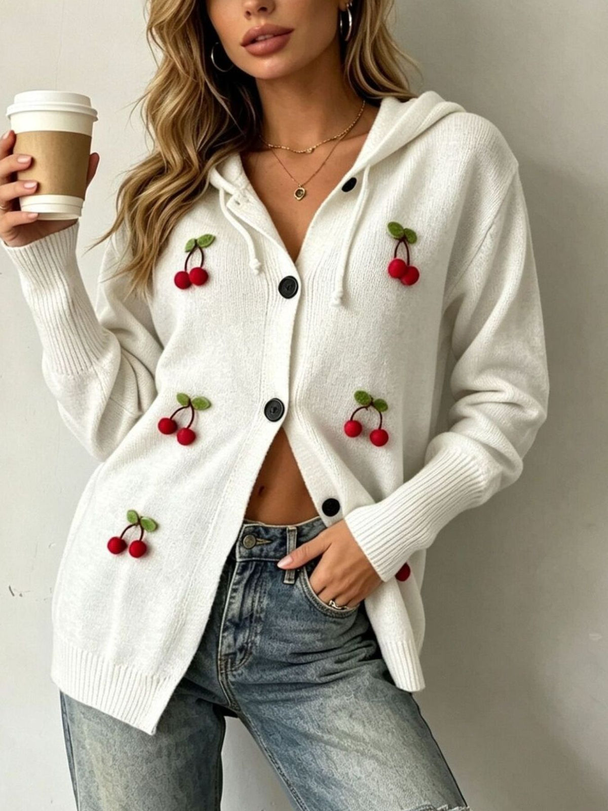 cardigan in white featuring stretch and relaxed fit