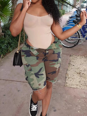 Green Camouflage Camouflage Cargo Shorts With Raw Hem