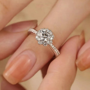 1 Carat 925 Sterling Silver Moissanite Ring option 3