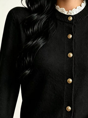Cream regular mock neck sweater with mock neck