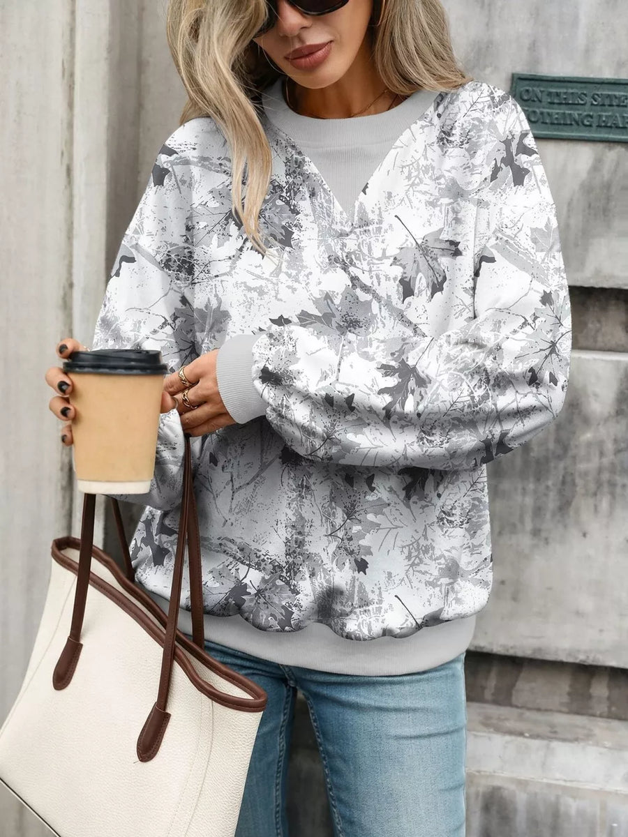 sweatshirt in mauve with contrasting trim and hip-length