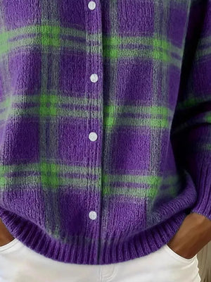 classic cardigan in Blue with collared