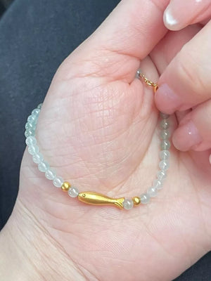Gold bracelet with wrist-length and clasp