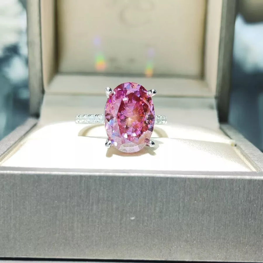 Platinum-Plated, 925 sterling silver, Moissanite Carat weight: 8ct Care instruct ring in silver with ring silhouette