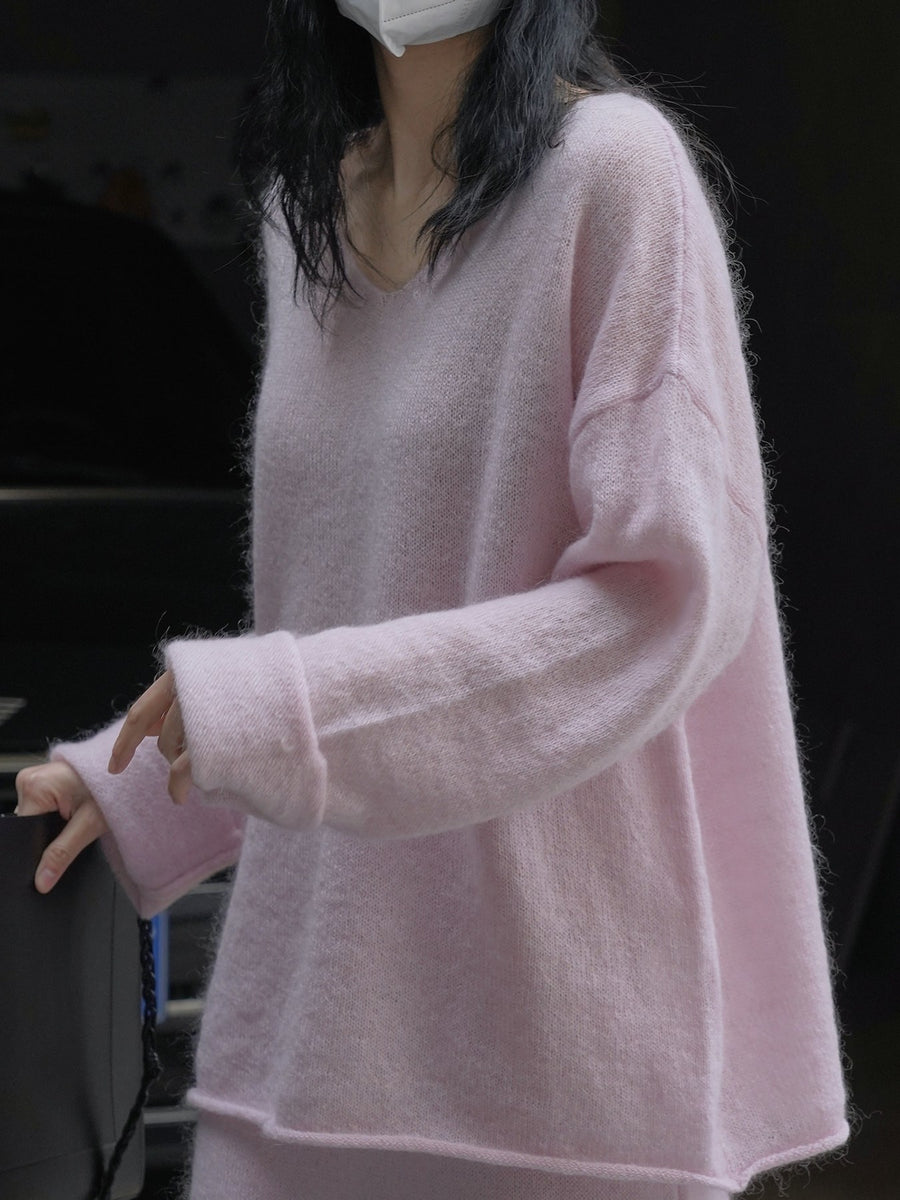 minimalist pullover sweater in Coffee with round neck