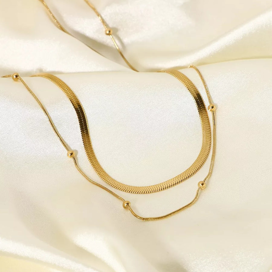 2 Piece 18k Gold-plated Chain Necklace in gold with 2-piece set