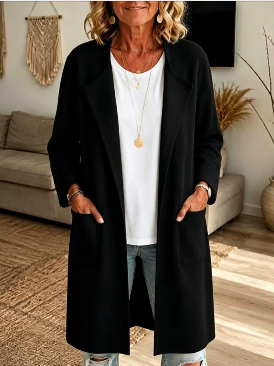 classic cardigan in Off-white with collared