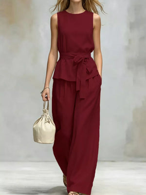 Red relaxed two-piece set with round neck