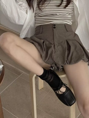 socks in black featuring breathable and fitted fit