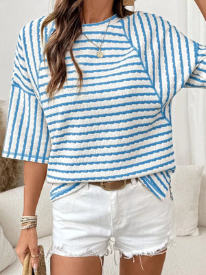 Sky Blue t-shirt with hip-length and pullover