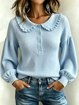 pullover sweater in light blue featuring ribbed and regular fit