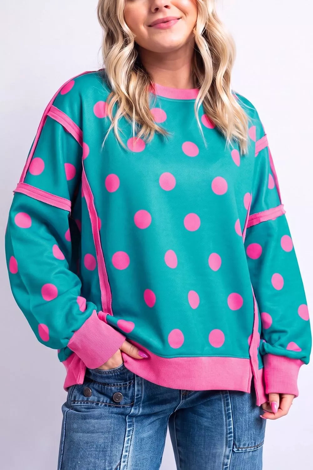 teal sweatshirt with polka-dot and crew neck