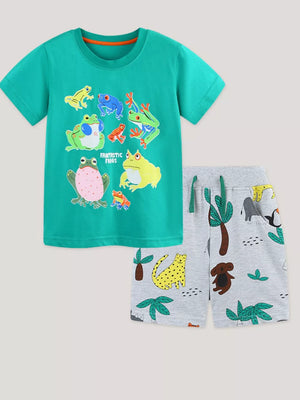 Green cotton tee with frog print and grey shorts with animal print for boys.